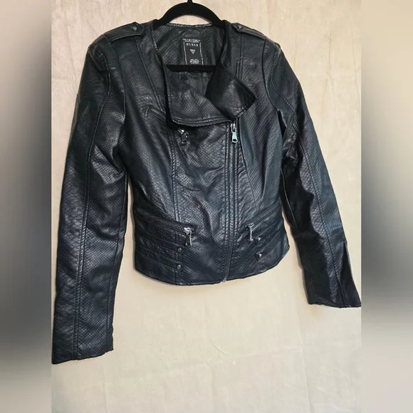 Guess Faux Leather Black Snakeskin Cropped Jacket Moto Style - Picture 4 of 10